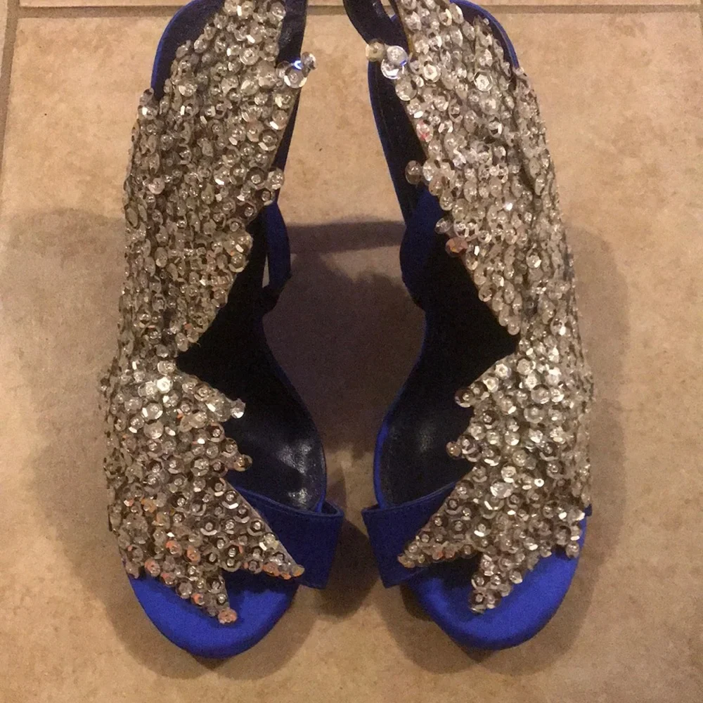 Sandals - Picture 6 of 6
